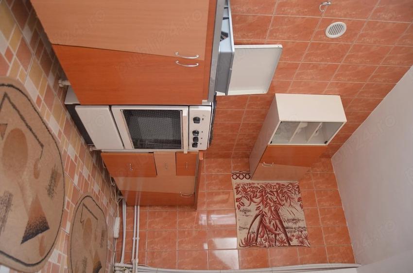 Casă cu 5 camere cu Teren 186 Mp în Valea Alba