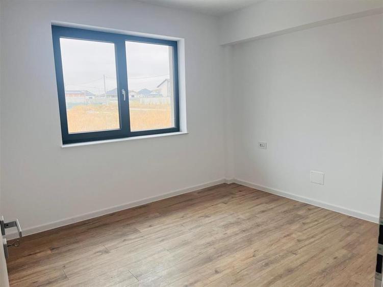 Apartament cu 2 camere decomandat în Cârcea