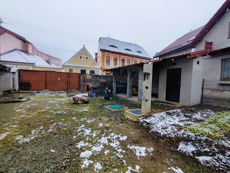 Casă cu 3 camere cu Teren 368 Mp în Sud