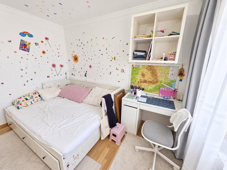 Apartament cu 3 camere decomandat în Dristor