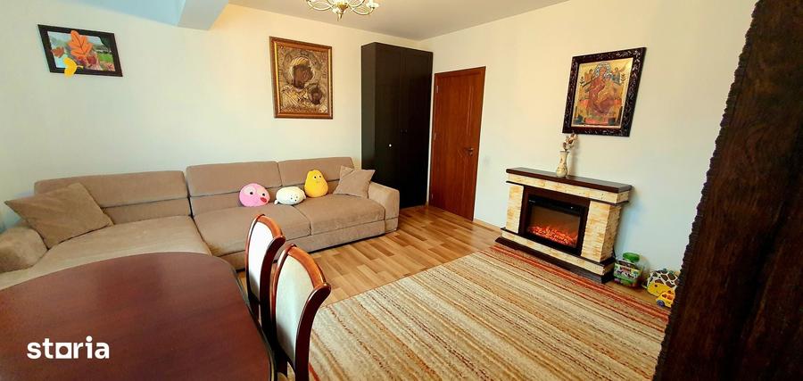 Apartament cu 2 camere decomandat în Titan