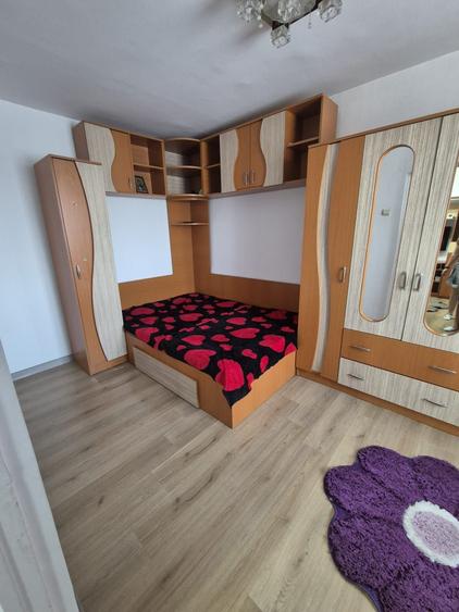 Inchiriez apartament Trivale - 3