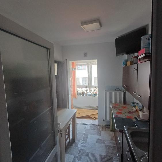 Apartament cu 2 camere decomandat în Vlahuță