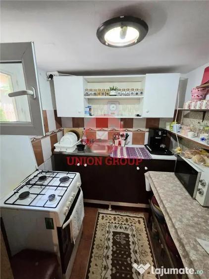 Casă cu 5 camere cu Teren 593 Mp în Central