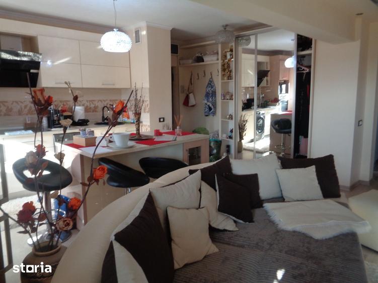 Apartament cu 2 camere în Intim