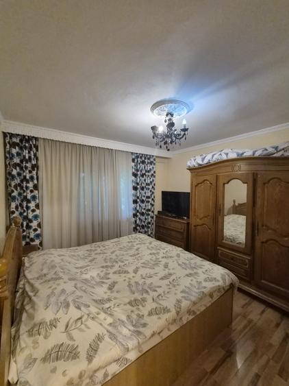 Vand apartament cu doua camere mobilat si utilat - 4