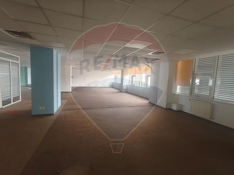 Birou, de 350 mp, în Zorilor