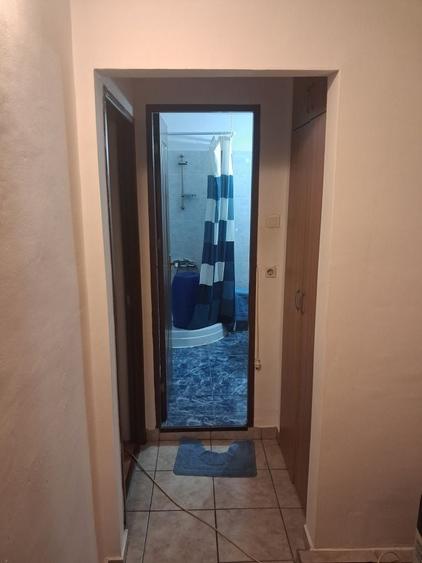 Apartament cu 2 camere decomandat în Tomești
