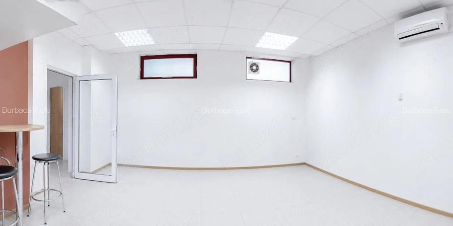 Spațiu comercial, de 300 mp, în Central