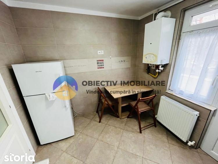 Apartament cu 2 camere decomandat, mobilat în Sud