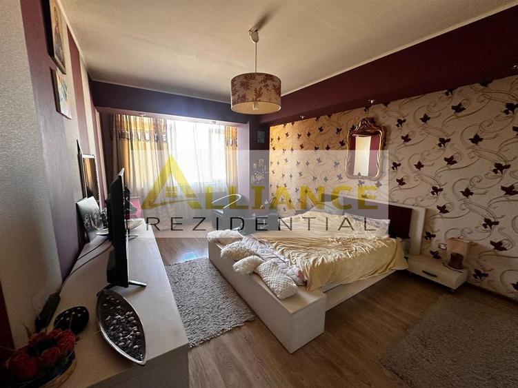 Apartament cu 3 camere decomandat în Berceni
