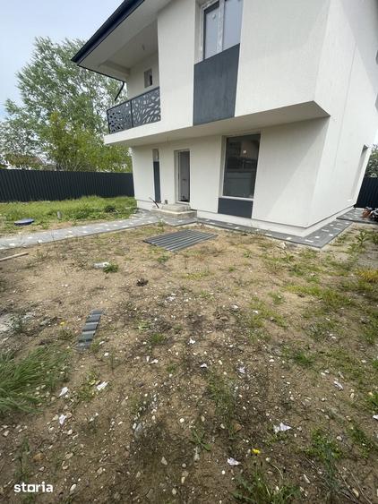 Casă cu 4 camere cu Teren 250 Mp în Clinceni
