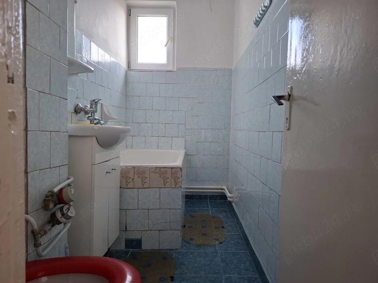 Apartament cu 2 camere nedecomandat în Tomis II