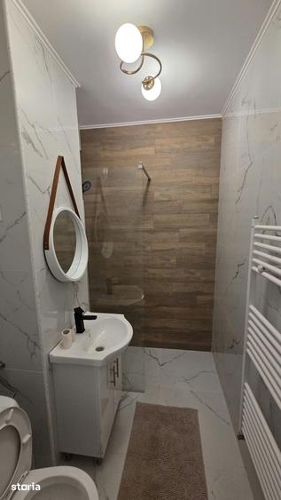 Apartament cu 3 camere decomandat în Carpați 1