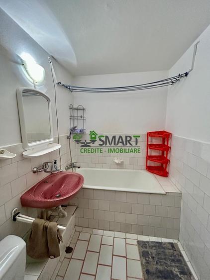 Apartament cu 3 camere în Sud
