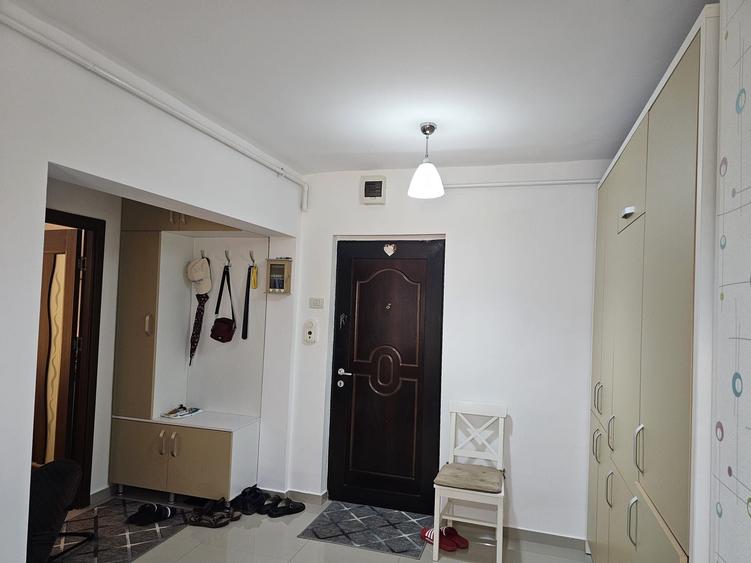 Apartament cu 2 camere decomandat în Micălaca