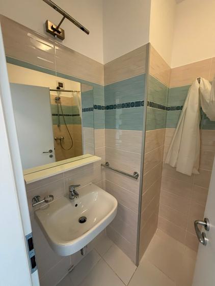 Apartament cu 2 camere semidecomandat în Complex Studențesc