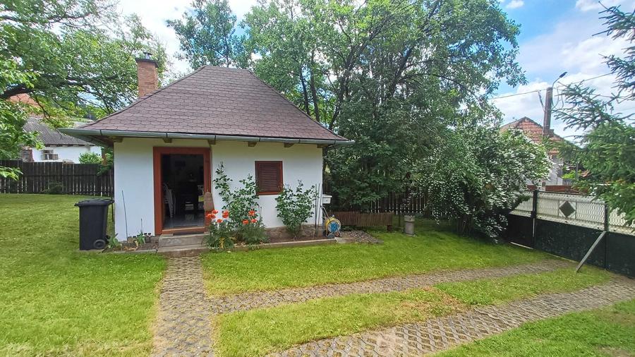 Casă cu 3 camere în Bicfalău