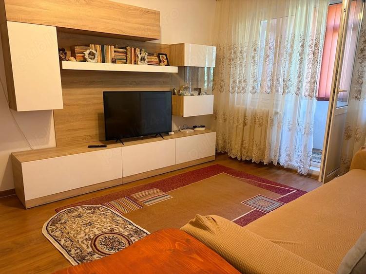 Apartament cu 2 camere semidecomandat în Zimbru