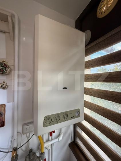 Apartament cu 2 camere decomandat, mobilat în Central