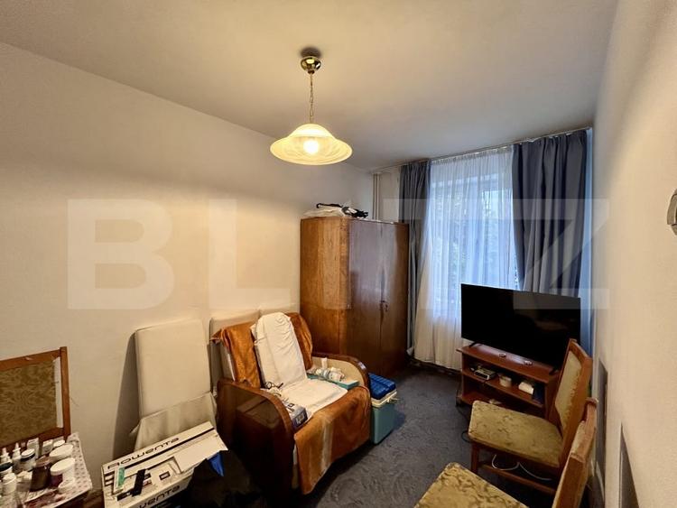 Apartament cu 3 camere semidecomandat, mobilat în Andrei Mureșanu