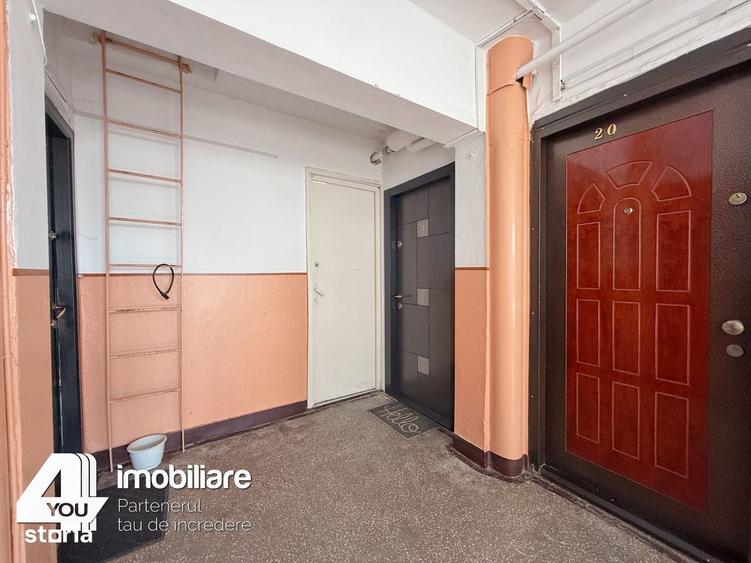 Apartament cu 2 camere semidecomandat în Aradul Nou