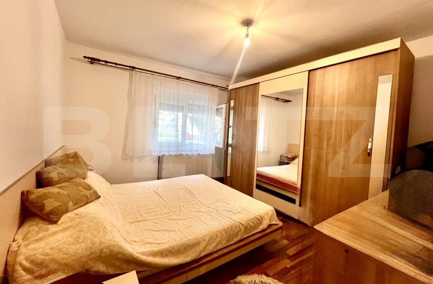 Apartament cu 3 camere decomandat, mobilat în Cetate