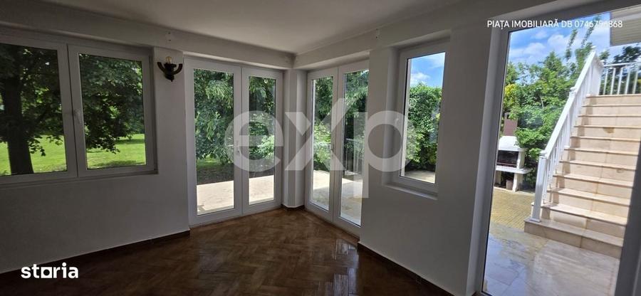 Casă cu 4 camere în Micro 6