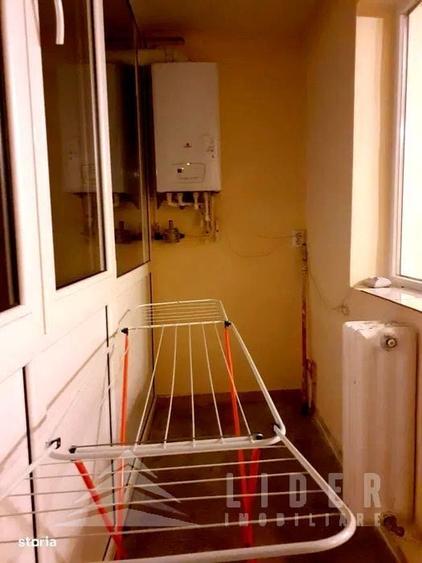 Garsonieră decomandată în Est