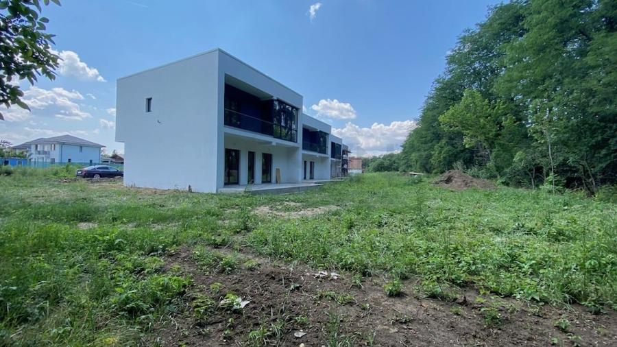 Casă individuală cu 5 camere cu Canalizare în Bucov