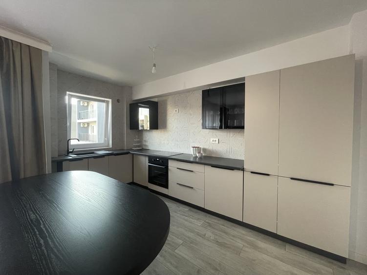 Apartament cu 2 camere decomandat în Sud