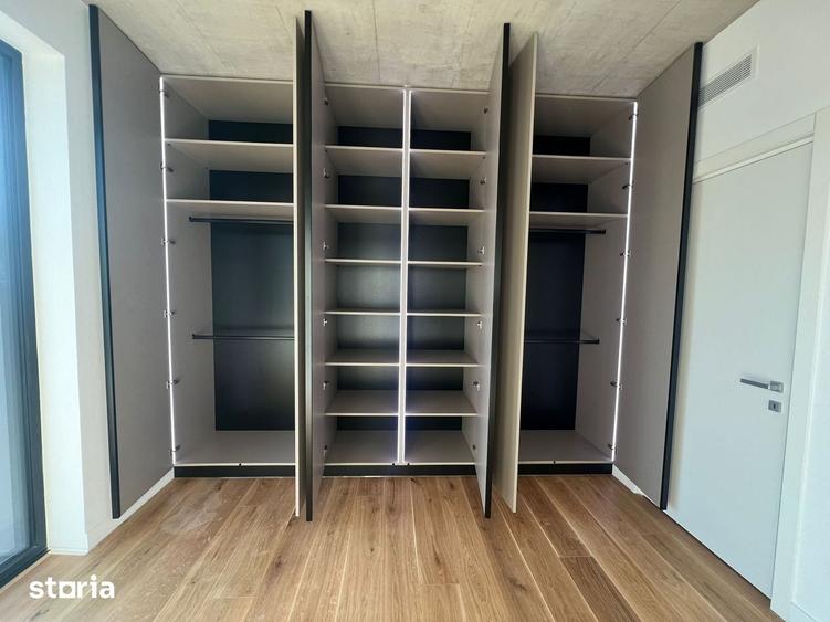 Casă cu 4 camere decomandat cu Teren 200 Mp în Tunari