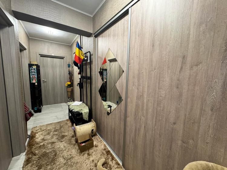 Apartament cu 2 camere decomandat, mobilat în Apărătorii Patriei