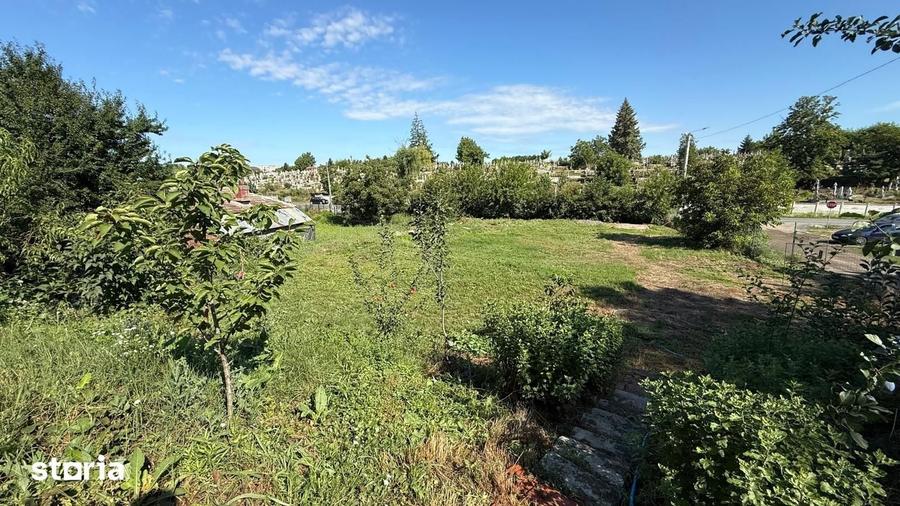 Teren de 1051 mp, în Brănești