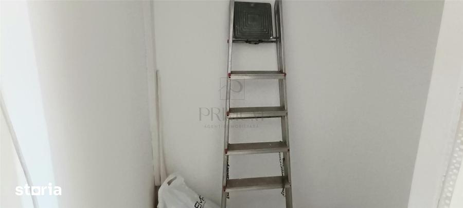 Spațiu comercial, de 60 mp, în Dâmbovița