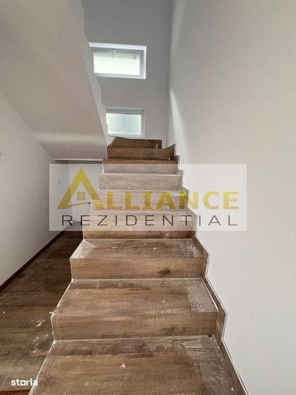 Casă cu 4 camere în Berceni