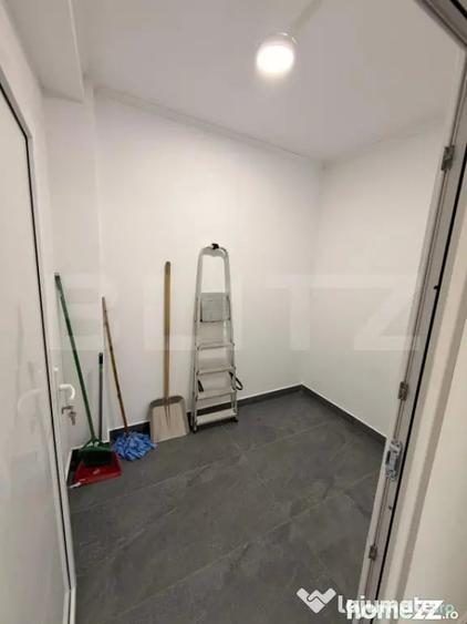 Spațiu comercial, de 245 mp, în Raciu