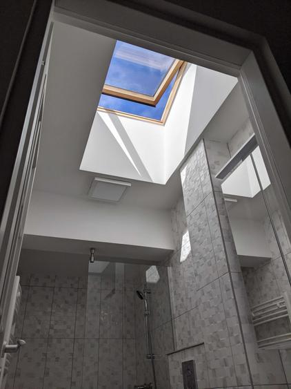 Apartament cu 3 camere decomandat în Timișu de Jos