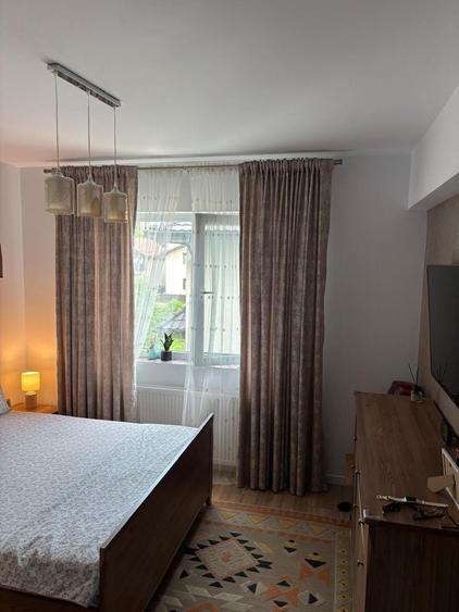 Apartament cu 2 camere decomandat în Fundeni