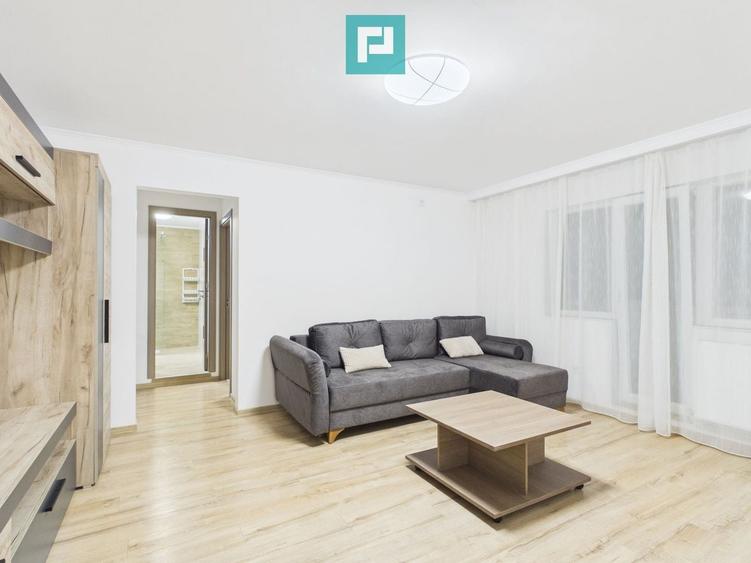 Apartament cu 3 camere decomandat, mobilat în Cantemir