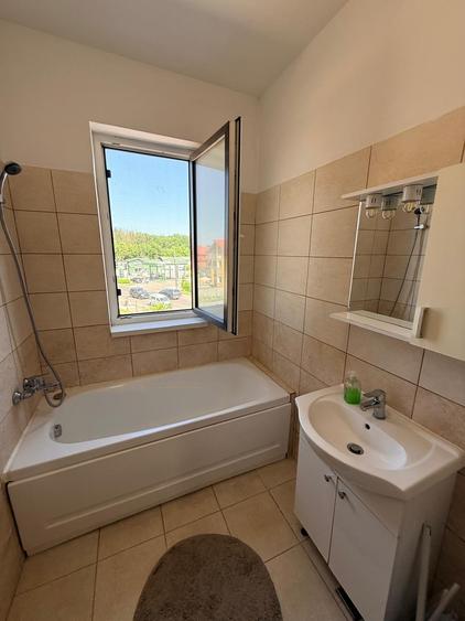 Inchiriez Apartament 2 camere - 42mp - Decomandat - 19