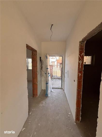 Casă cu 3 camere cu Teren 250 Mp în Central