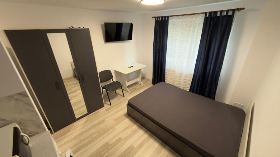 Garsonieră decomandată în Narcisa