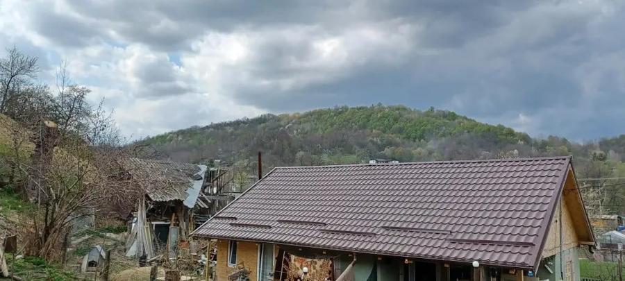 Casă cu 3 camere cu Teren 850 Mp în Valea