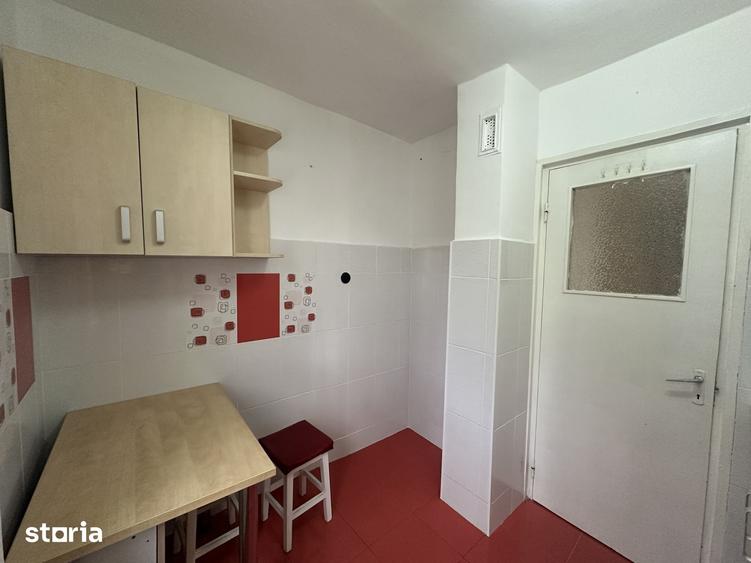 Apartament cu 2 camere decomandat în Vest