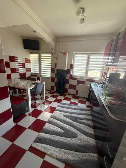 Apartament cu 2 camere decomandat în Ostroveni