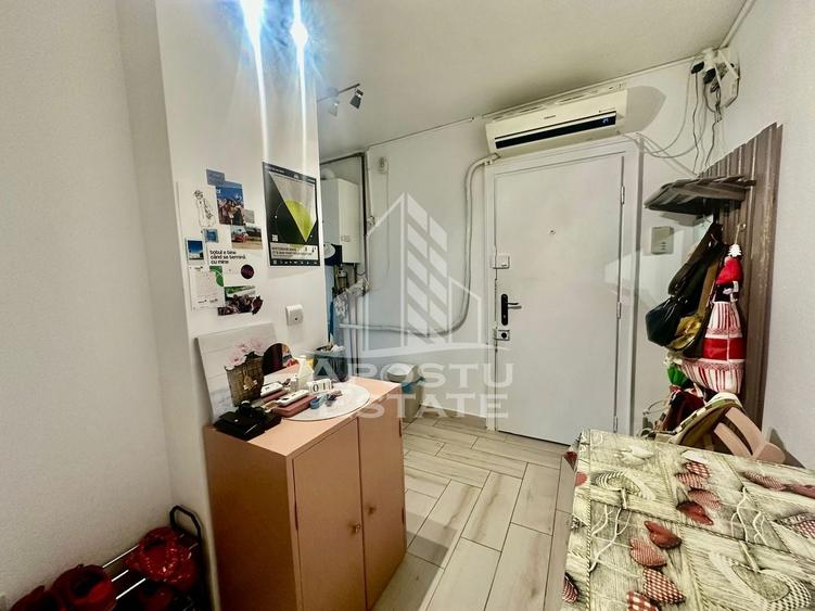 Garsonieră decomandată, mobilată în Dâmbovița