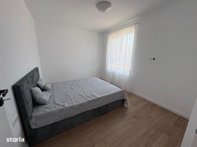 Casă cu 4 camere în Vidra