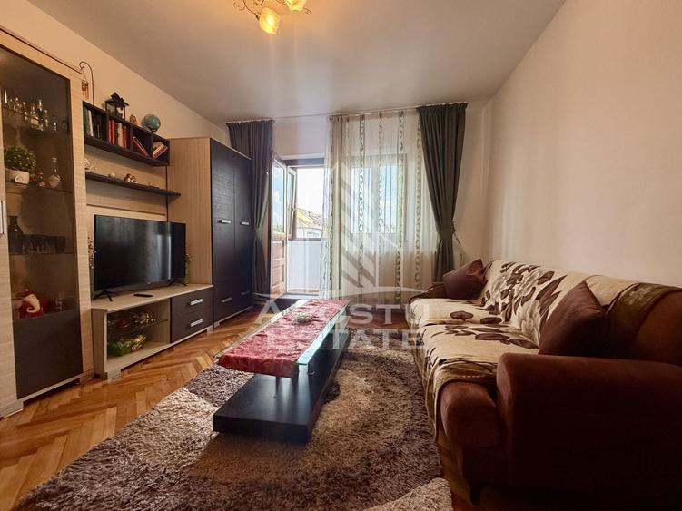 Apartament cu 2 camere semidecomandat, mobilat în Girocului