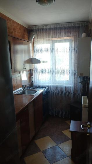 Apartament cu 2 camere semidecomandat în Micro 6